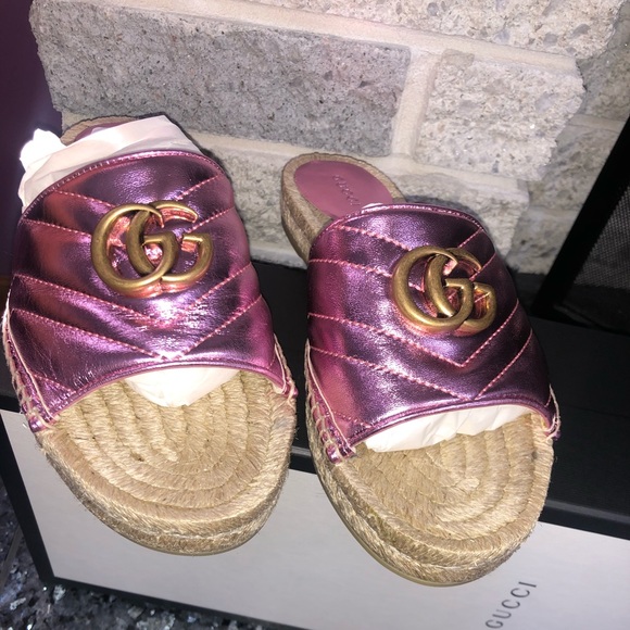 Gucci Pink Metallic Leather Espadrille Sandals - Picture 6 of 13